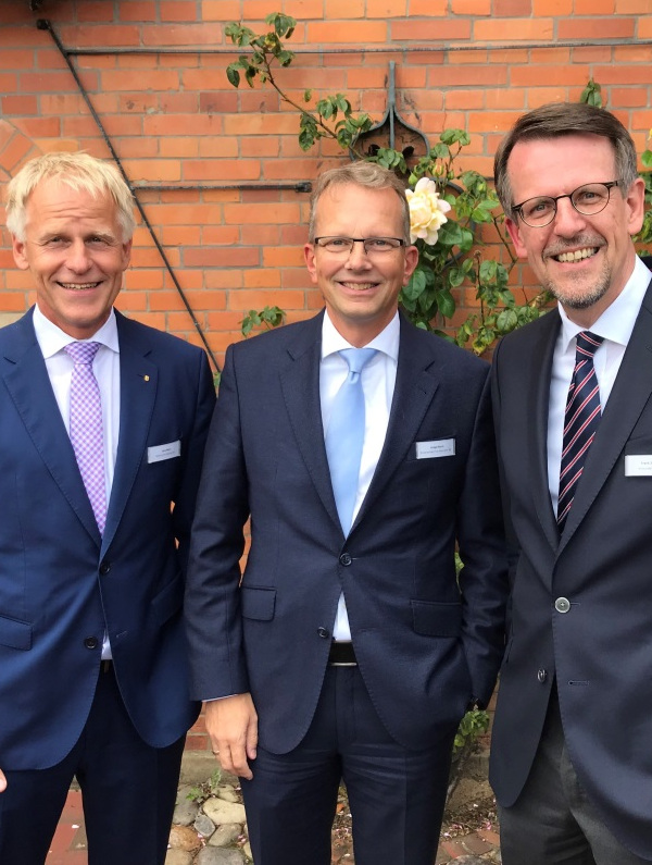 v.l.n.r. Jens Meier (Hamburg Port Authority), Holger Banik (Niedersachsen Ports), Frank Schnabel (Brunsbüttel Ports / Glückstadt Port)