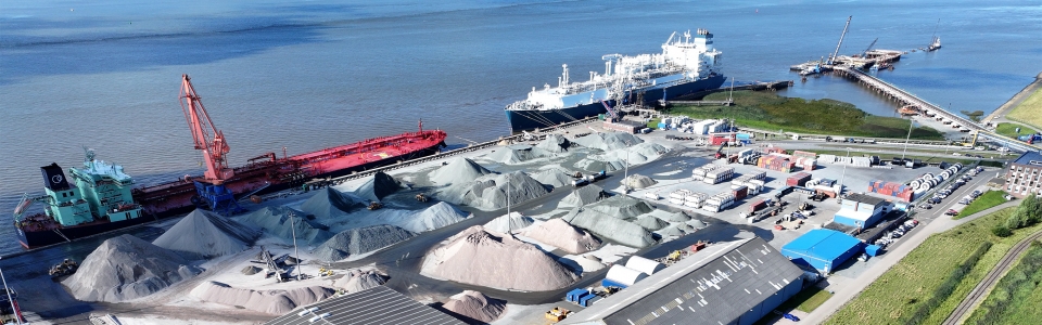 Luftbild_Brunsbüttel Ports